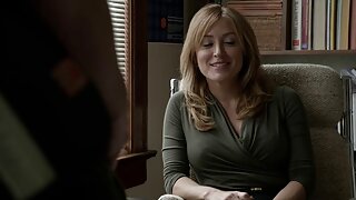 მიმზიდველი გოგონა ნე ...