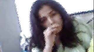 მომხიბვლელი თინეიჯერ ...